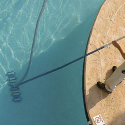 SERVEI DE MANTENIMENT PER PISCINES JESÚS